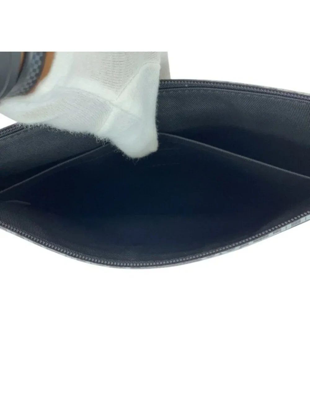 Louis Vuitton Taiga Pochette Apollo Black Silver Hardware Leather Clutch - Picture 9 of 9